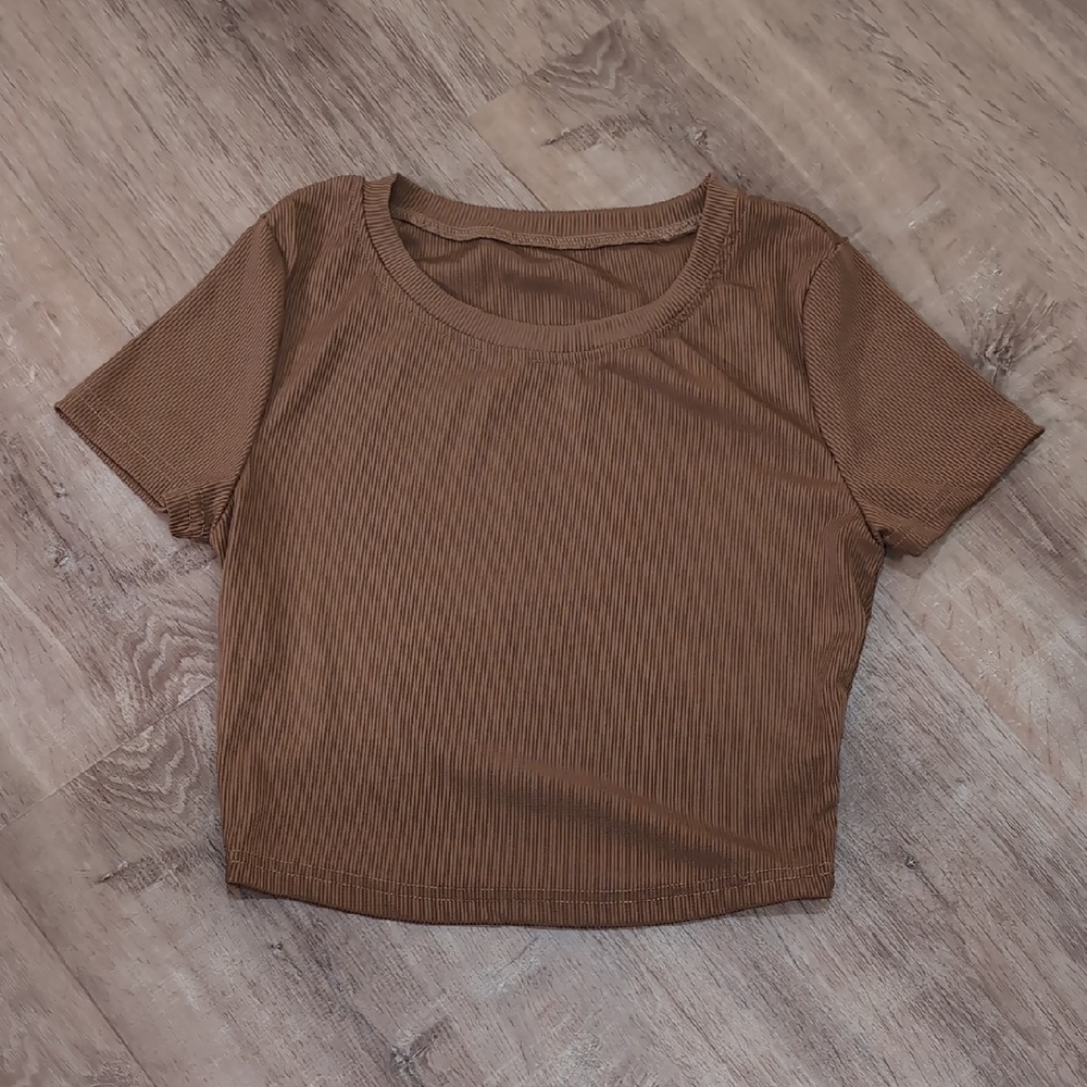 SHEIN Brown Ribbed Crop Top